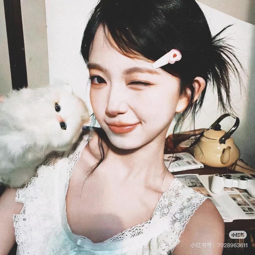 乱成一锅周.