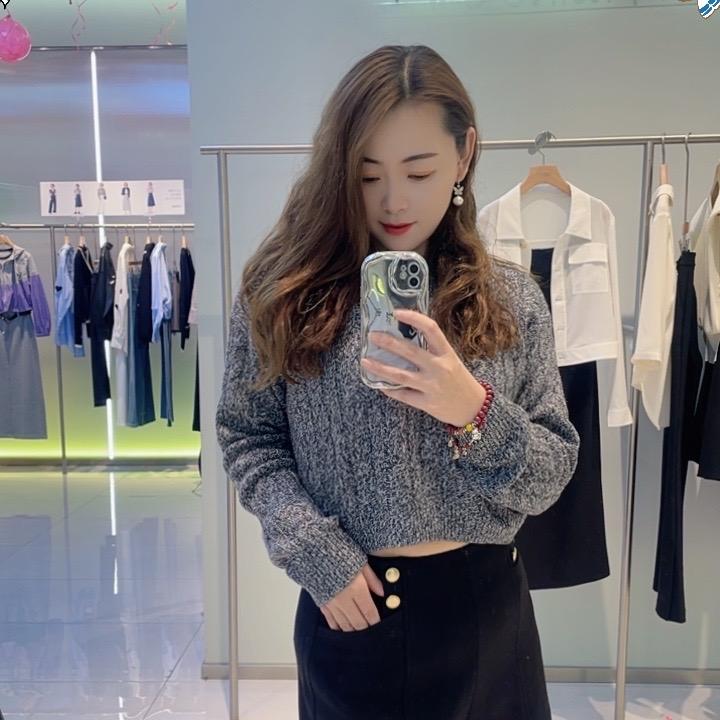 艳