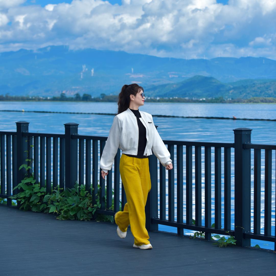 明慧（明慧广爵劲舞团零基础教学）