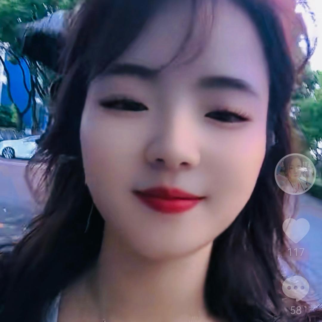晨晨 °