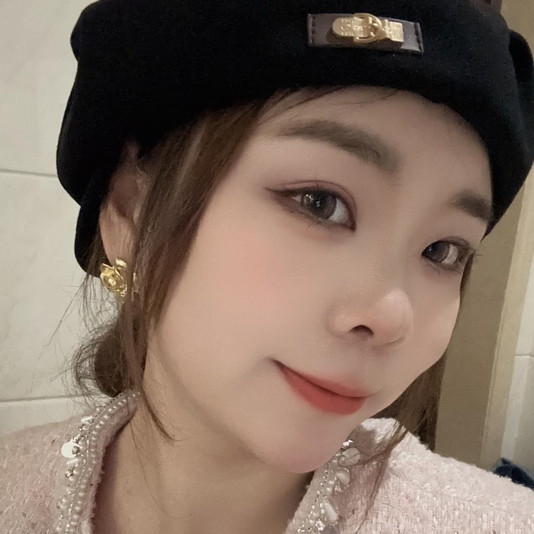 大倩倩 👑