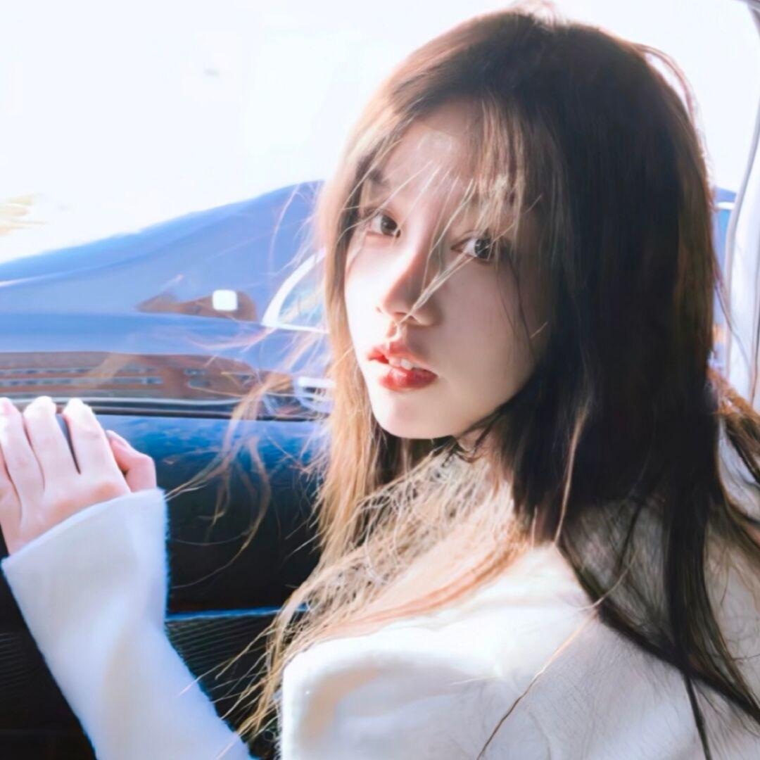 小含•︡ ‿ •︠ᐝ