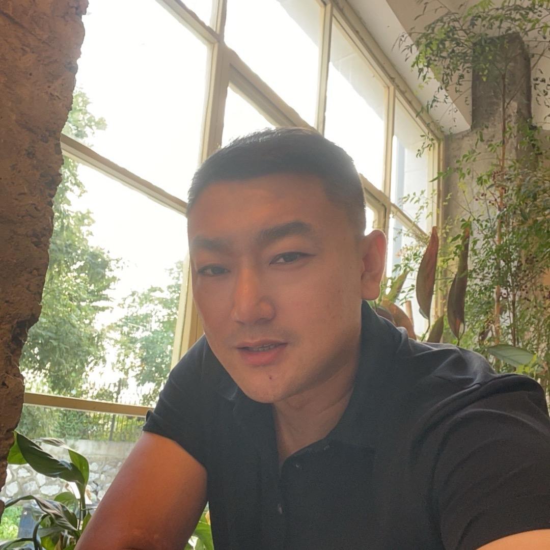 一瑾时年