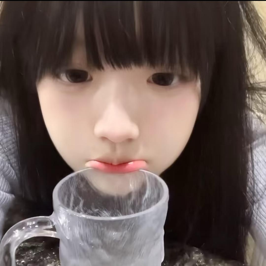 •᷄~•᷅