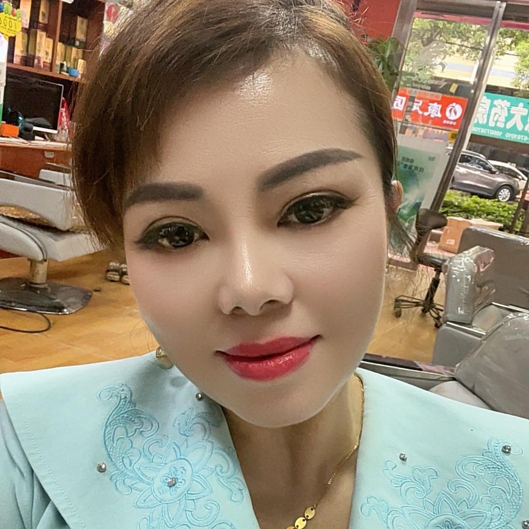 娄底发型师苏晴