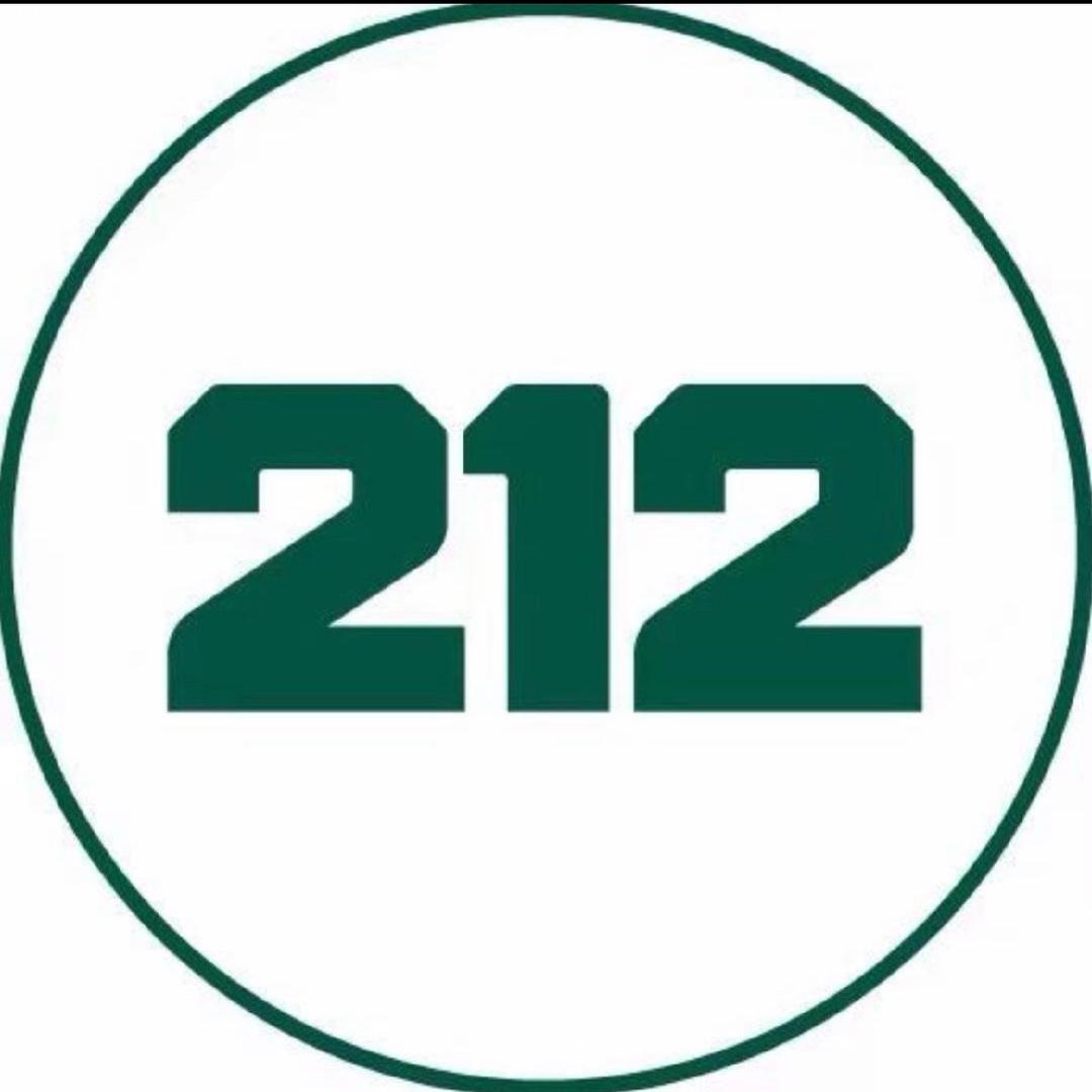 宁波212越野车李长丰