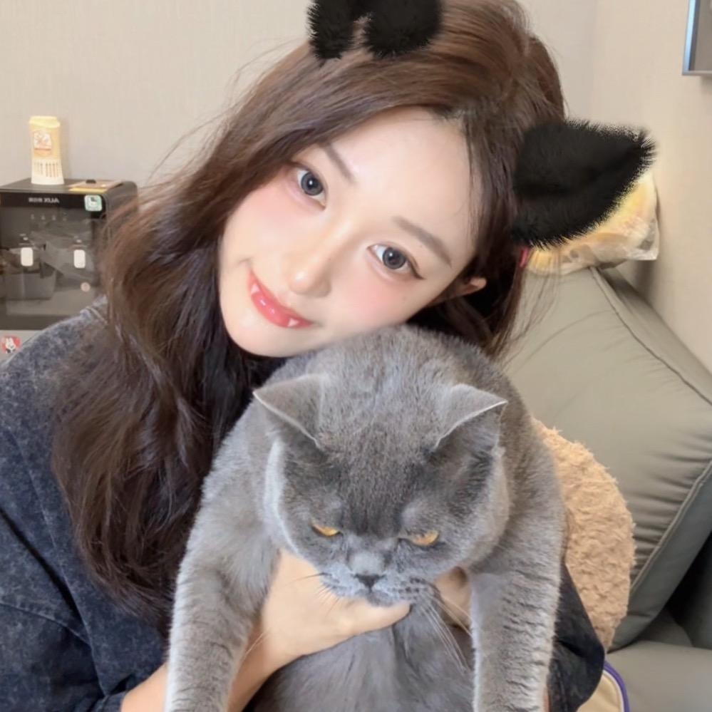蛋黄的肥仔୧(﹒︠ᴗ﹒︡)୨