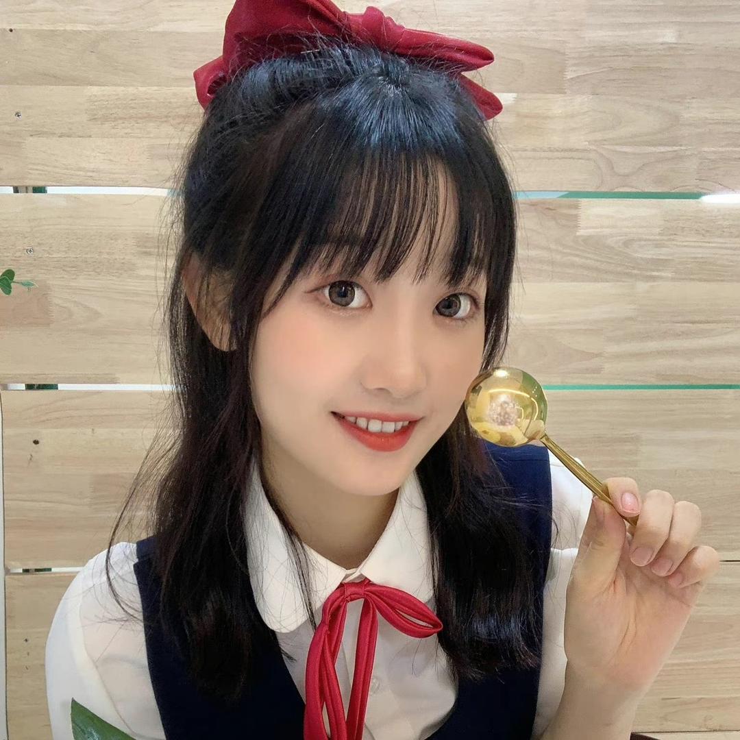 小芷饱饱