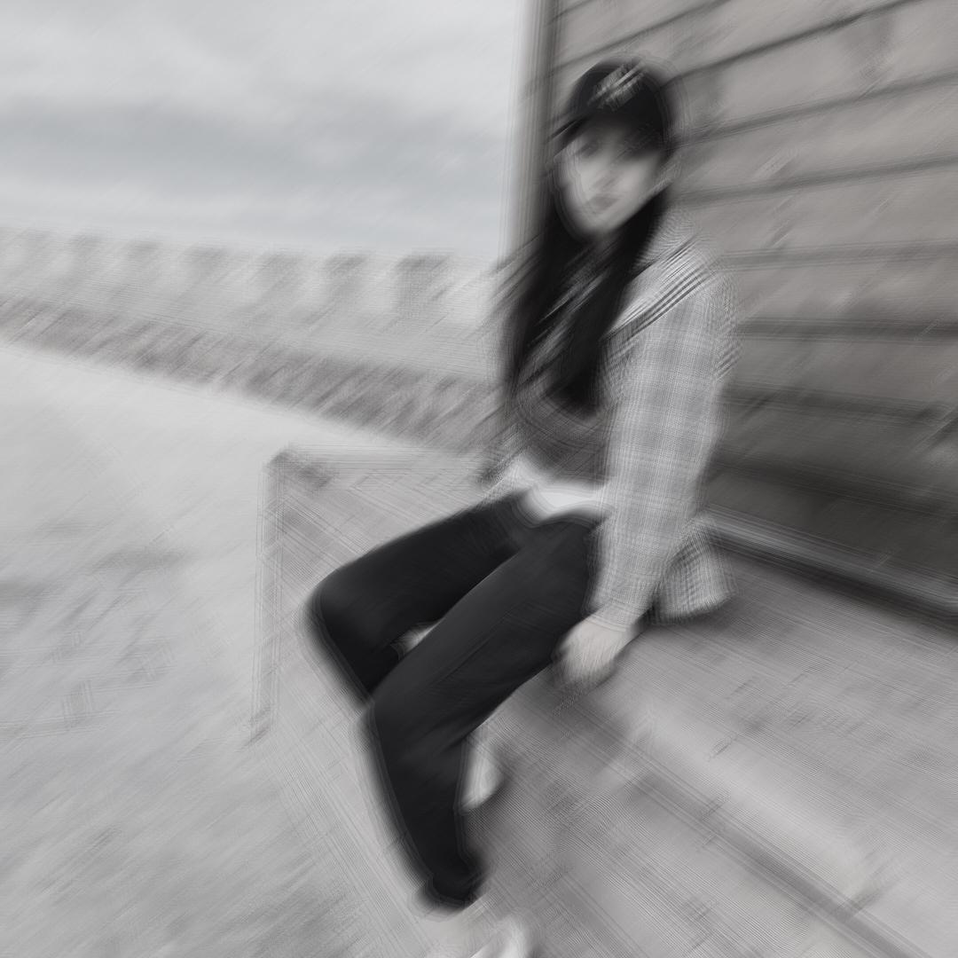 L .