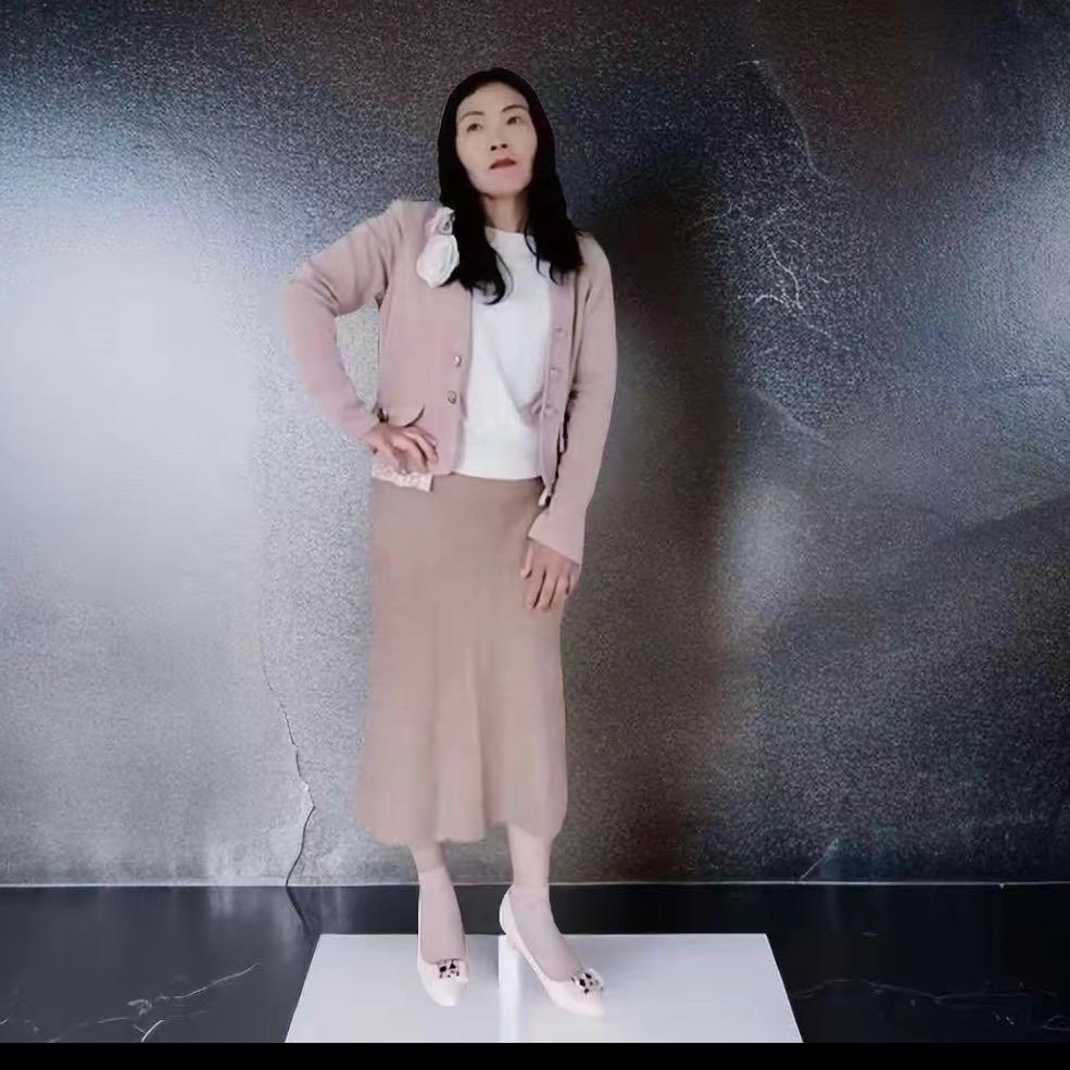 艺翠《阳光中绽放》原唱