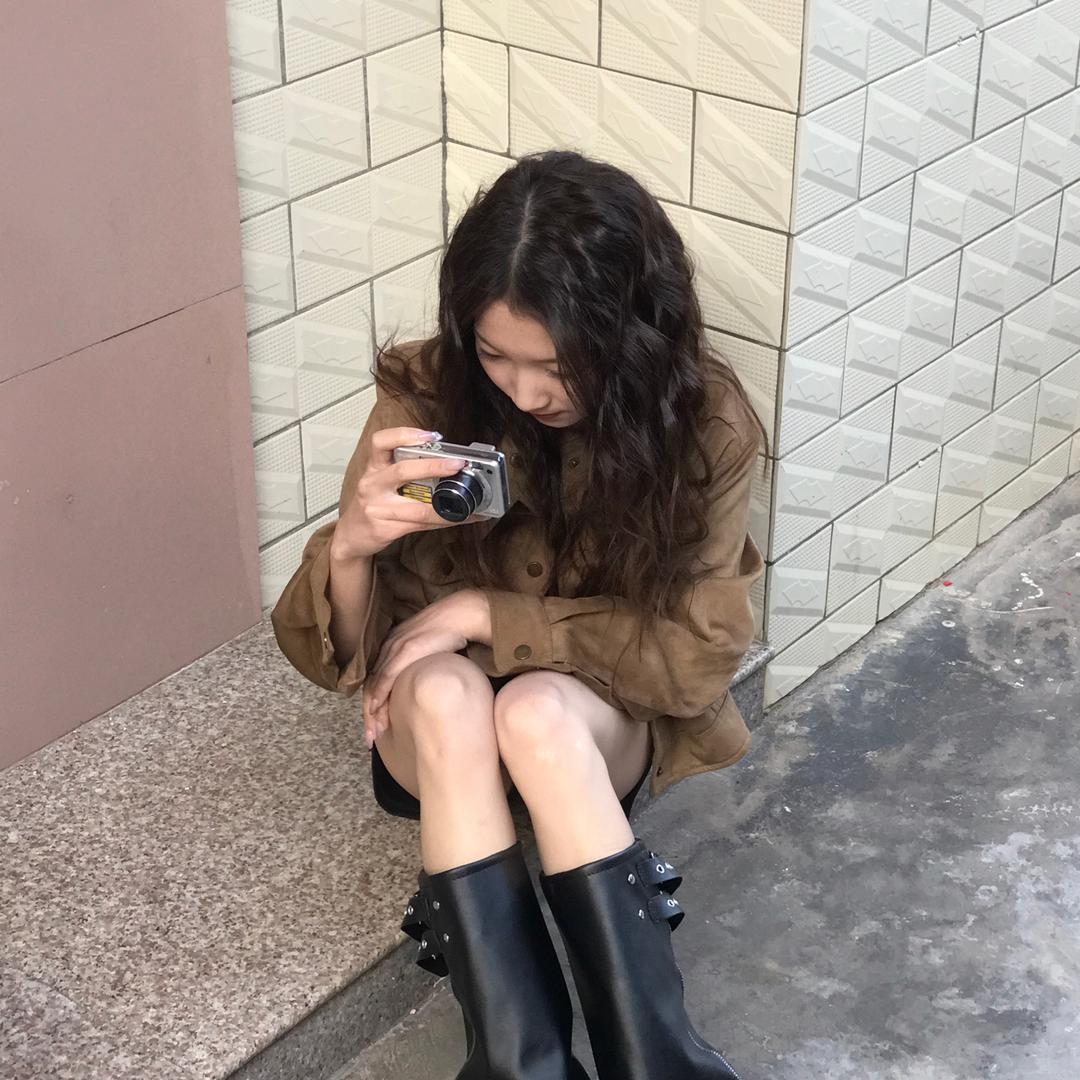 栀恩.