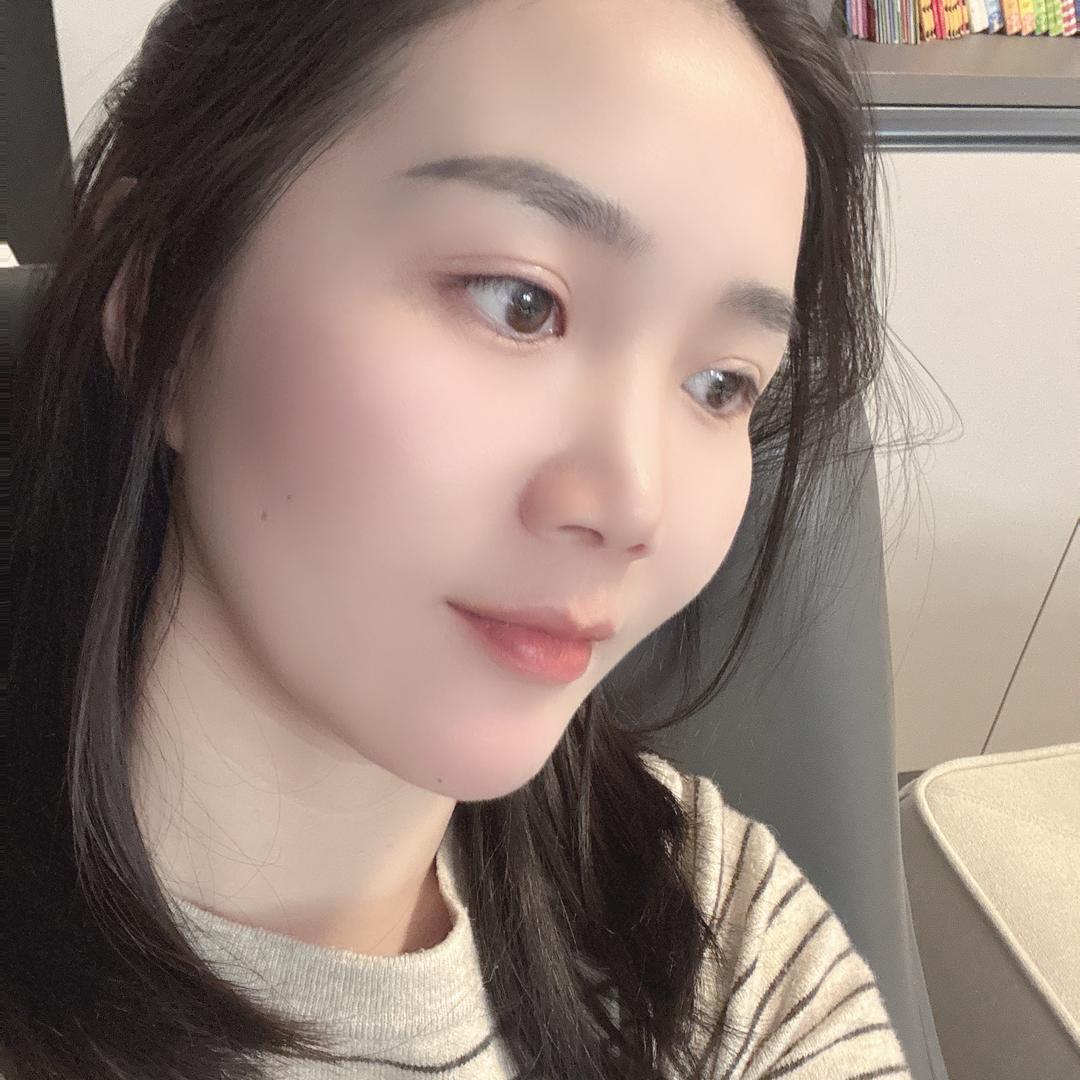 @莉莉