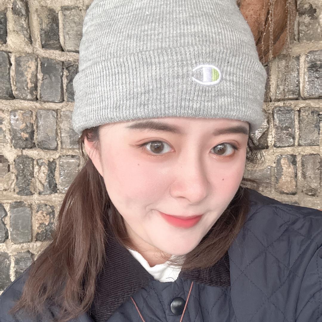 胡bb（女版张大仙）