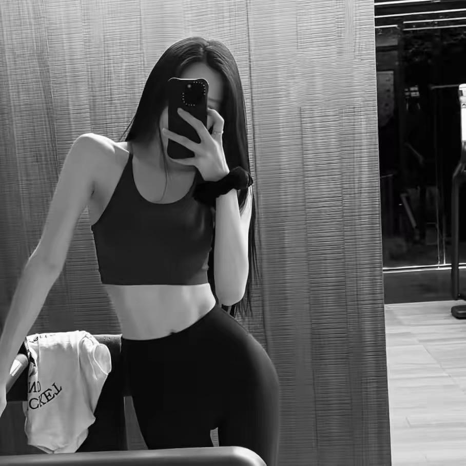 闪闪惹人爱🏄🏾‍♀️