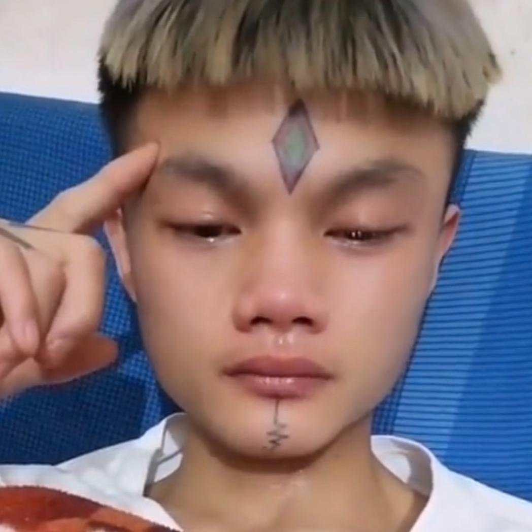 杠精🌀