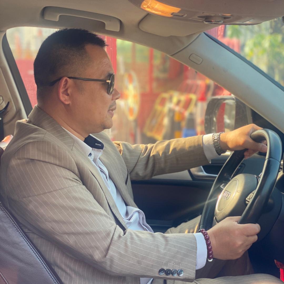 深圳超人豪哥3949