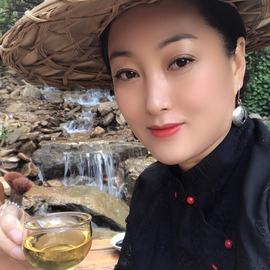 单身晓茶农