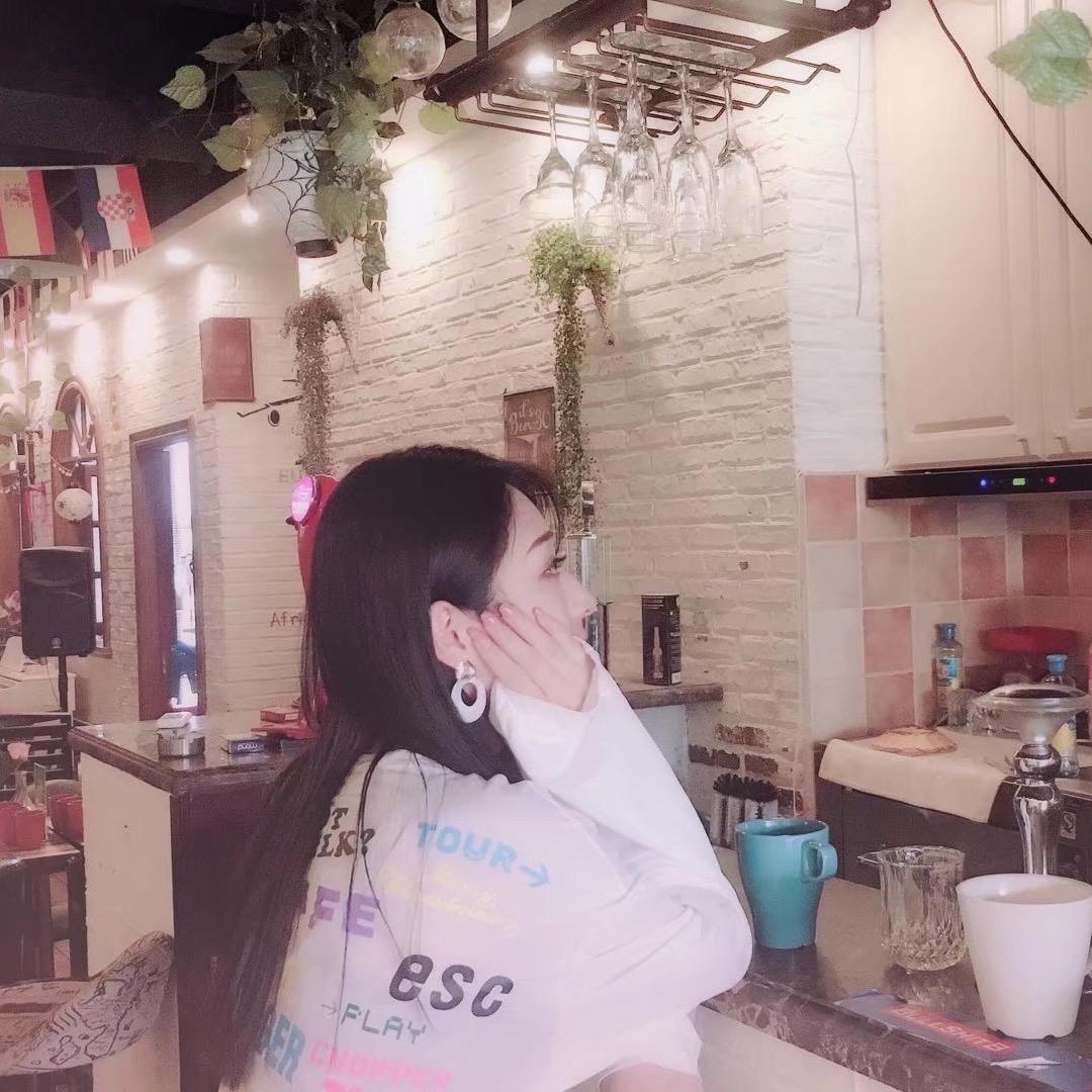佳妮
