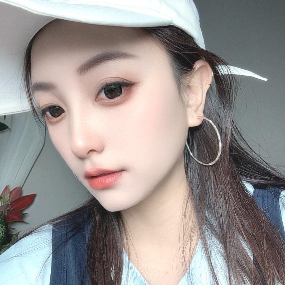 小思。