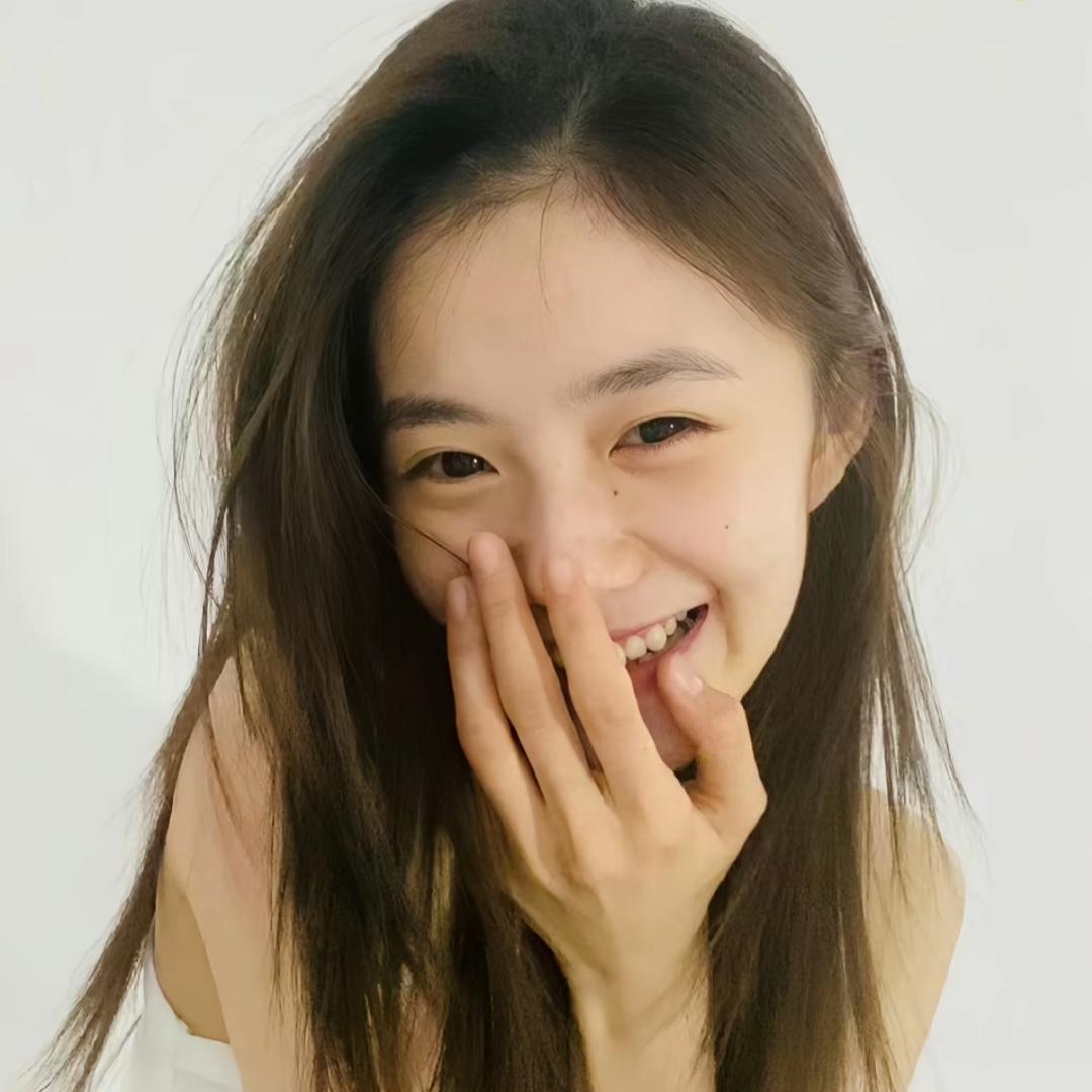 小u^_