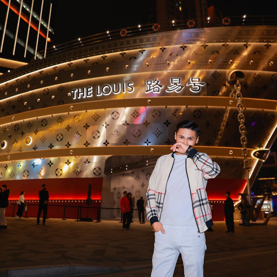 ErxaT运营 怒隆传媒技术