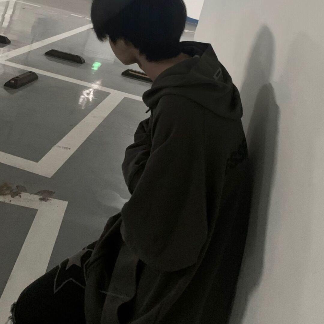 阳.