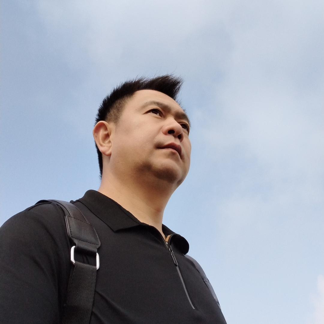 戴老师—模天伦传媒