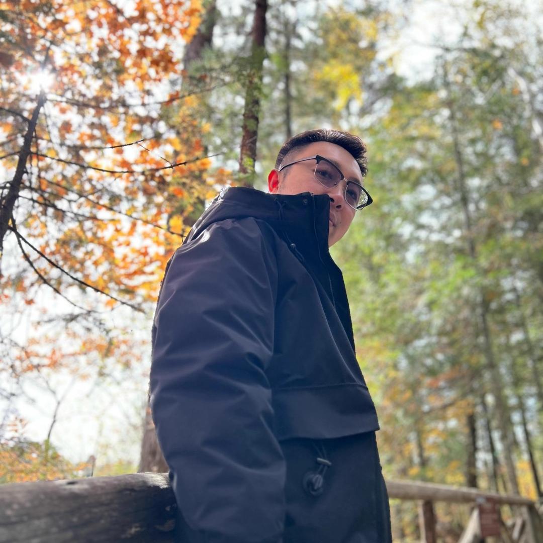 来客热卤鸭货小酒馆