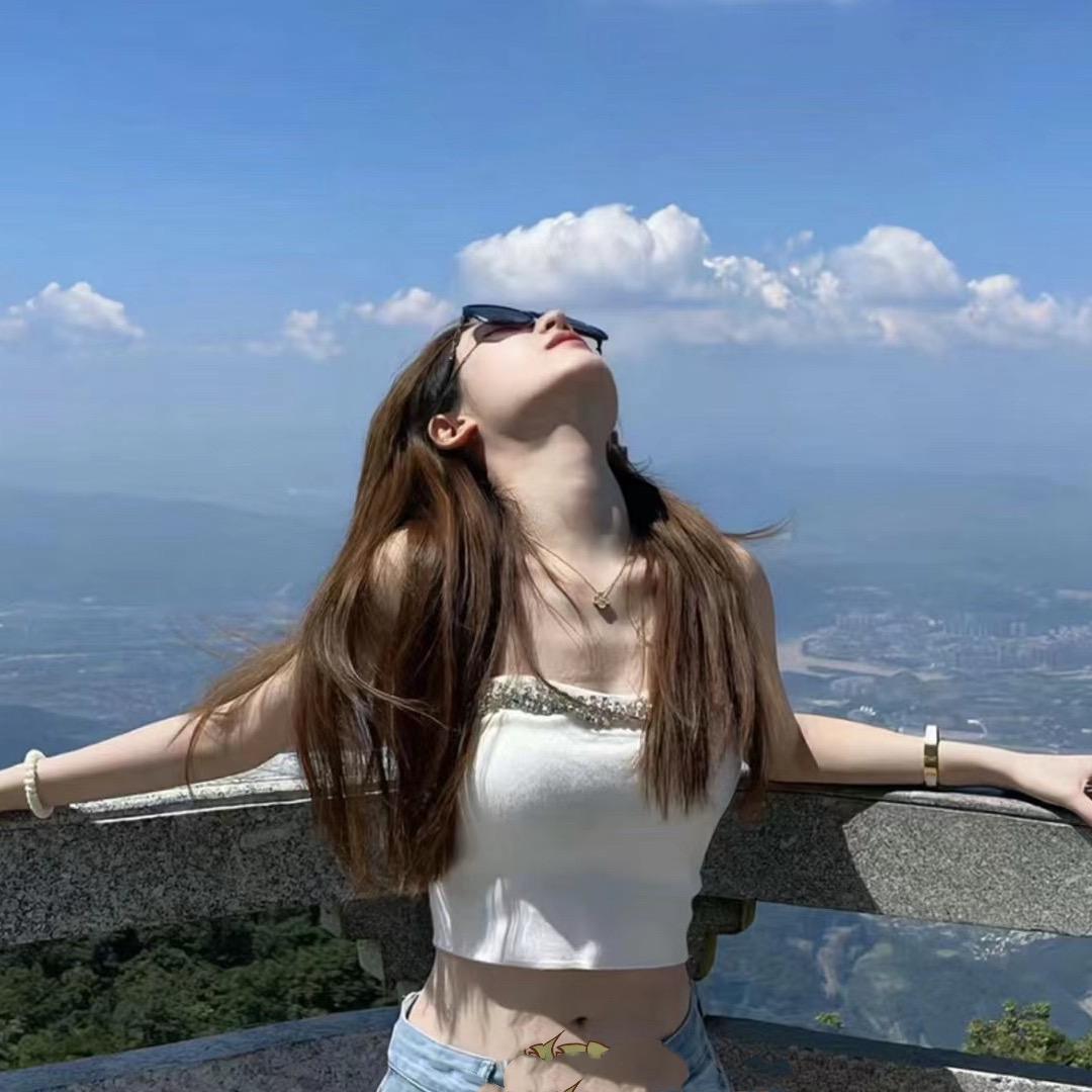 周 周☀️