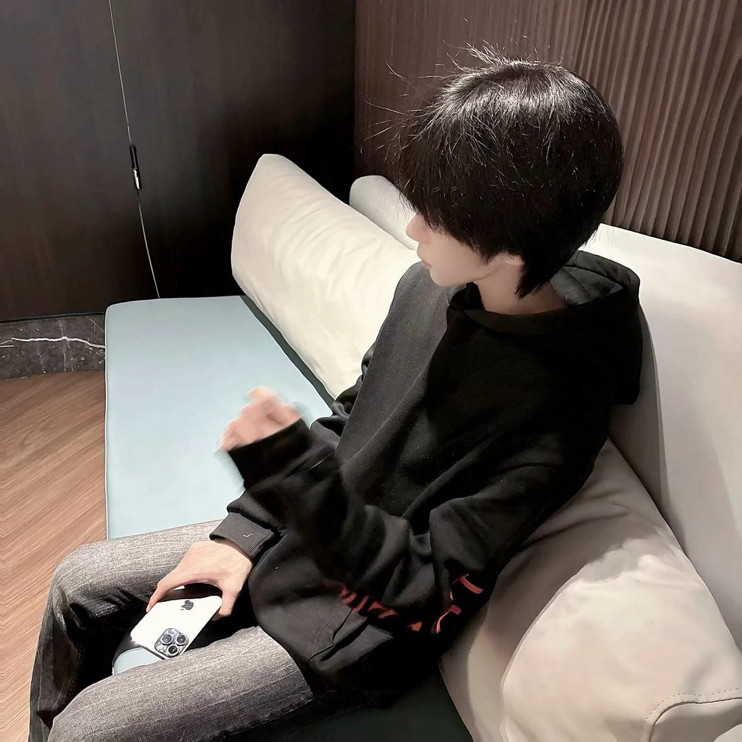 蓝桉