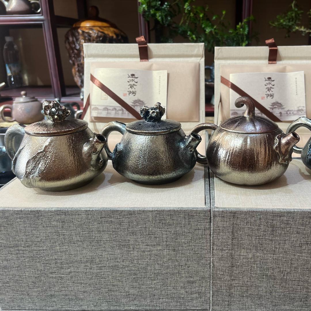 云南建水紫瑶紫陶店