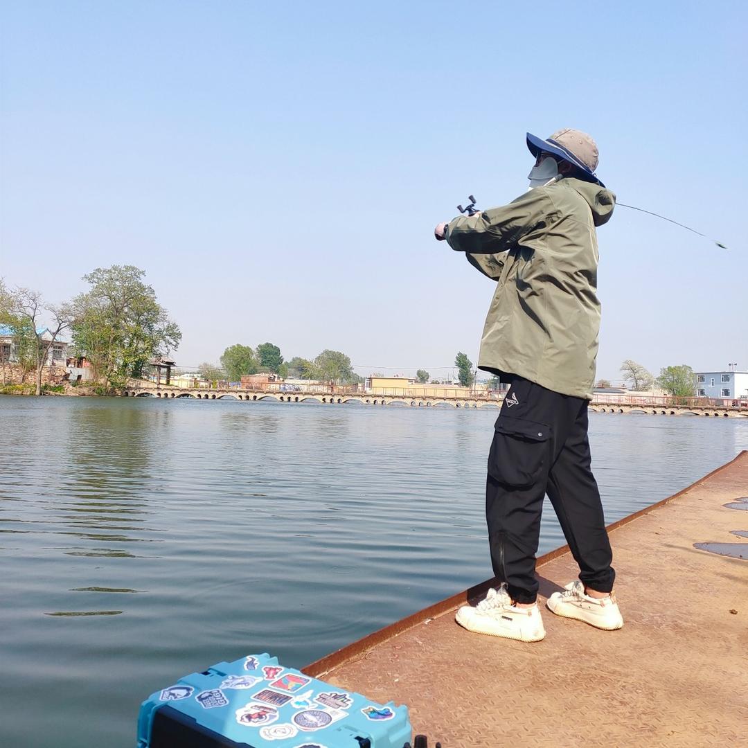 沈阳市铁西区泽诚服装经营店