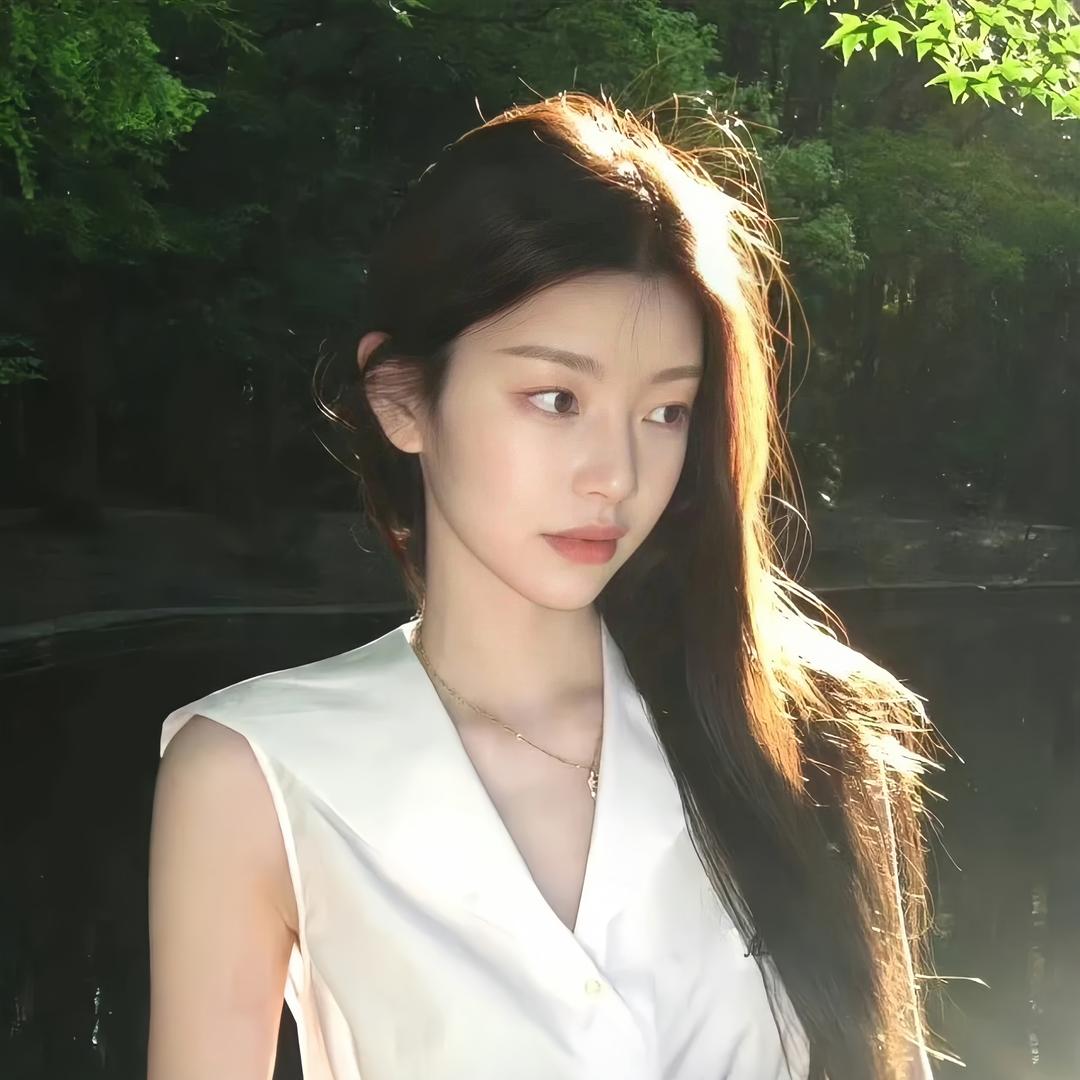 妮妮.
