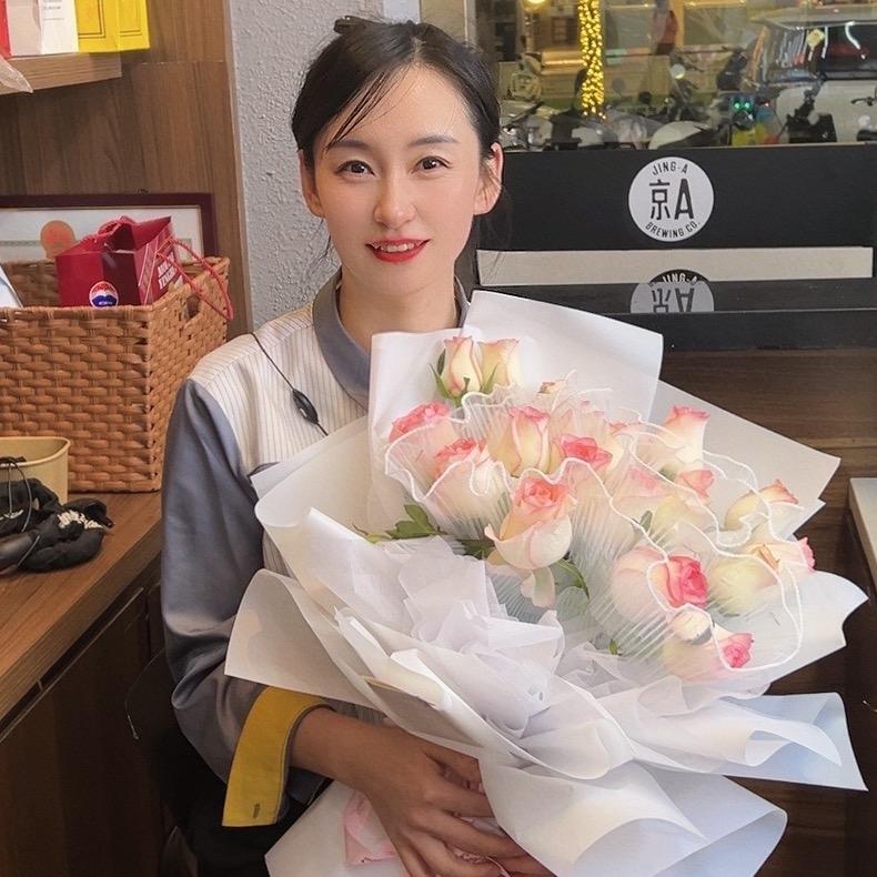 ℋღ🌻小英࿐