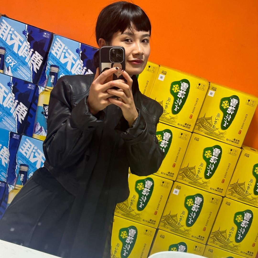 小漠烤肉美食城桃子