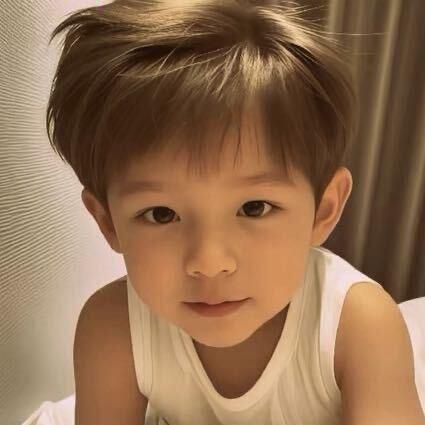 小王.
