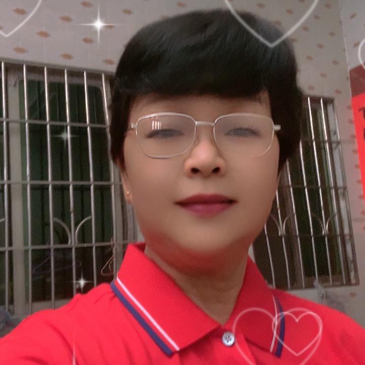 我是李妈妈好物优选，中午11点30分直播
