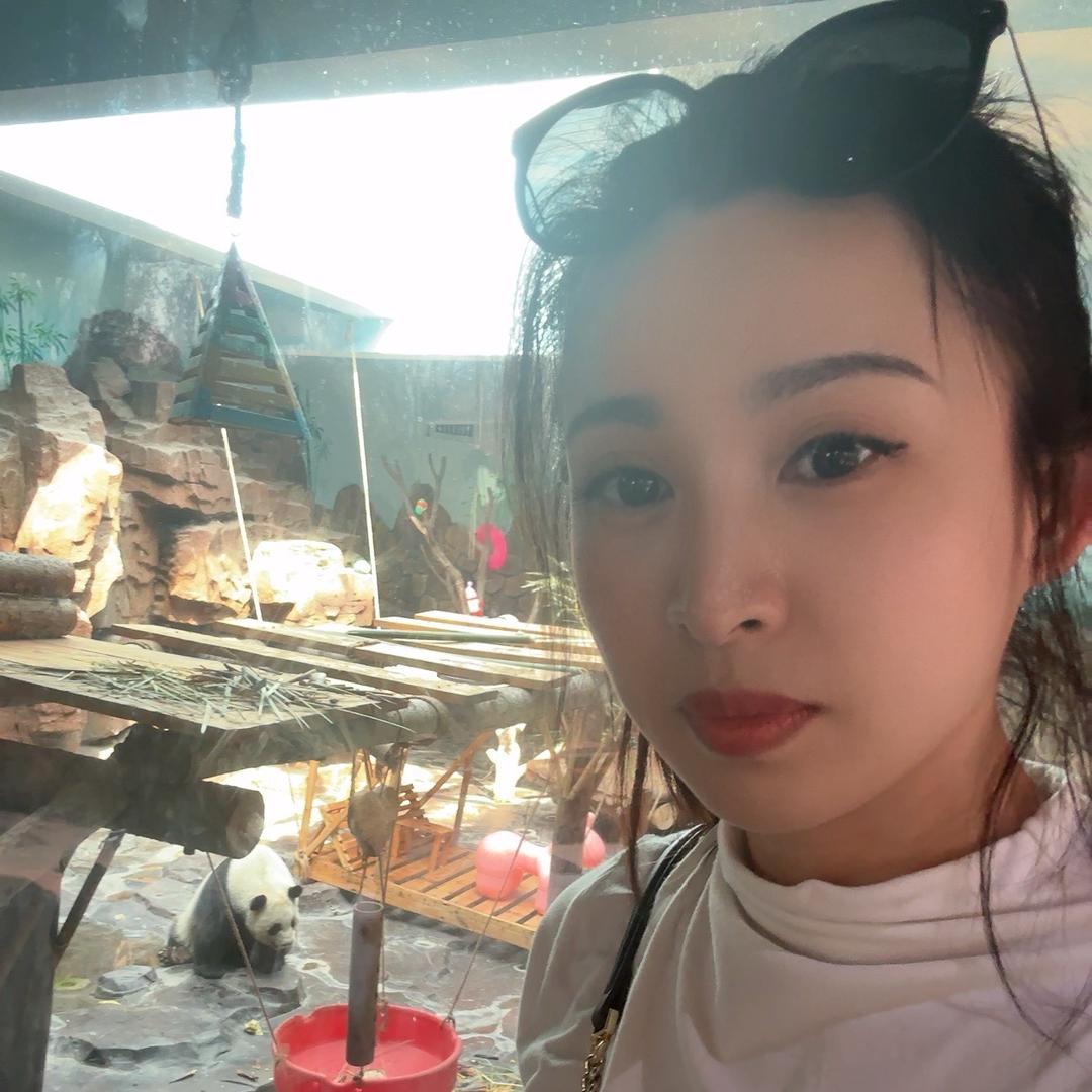锦鲤小姐姐