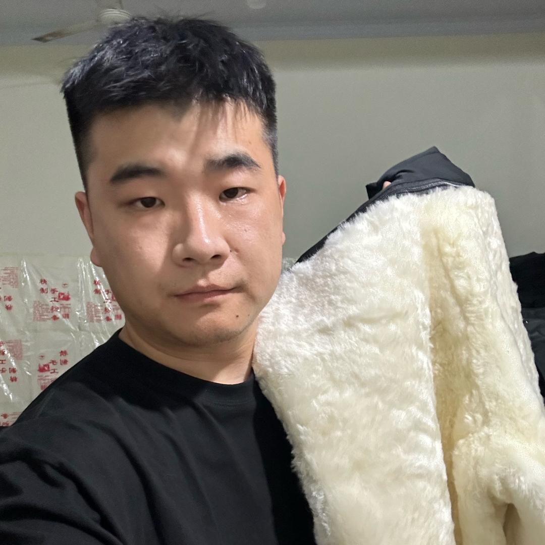 小李家的羊皮工厂
