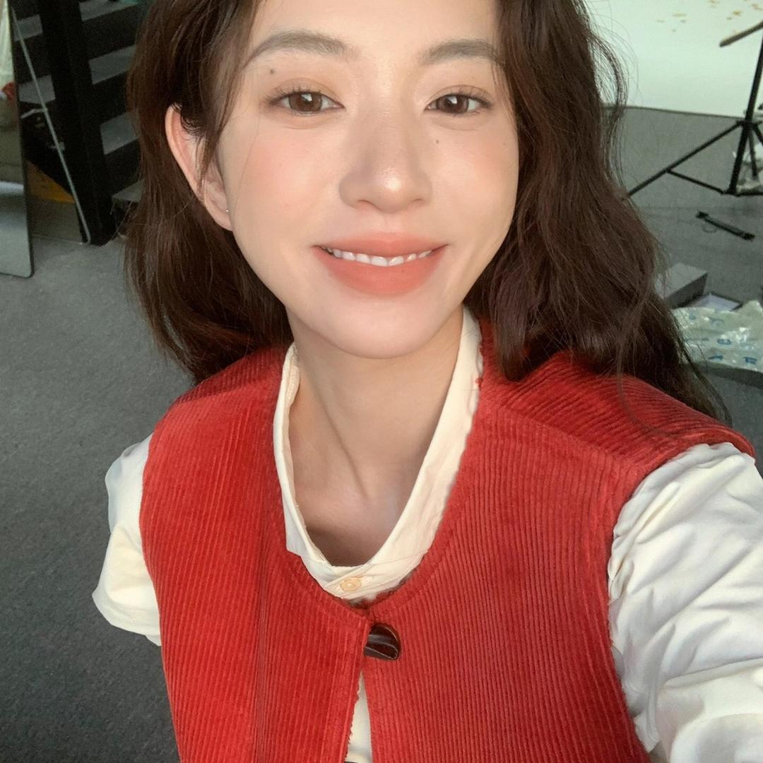 笑语嫣然