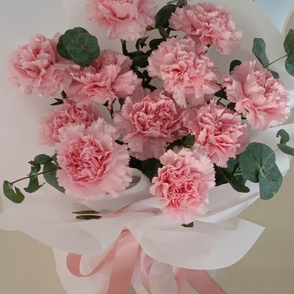 开货车的小姐姐