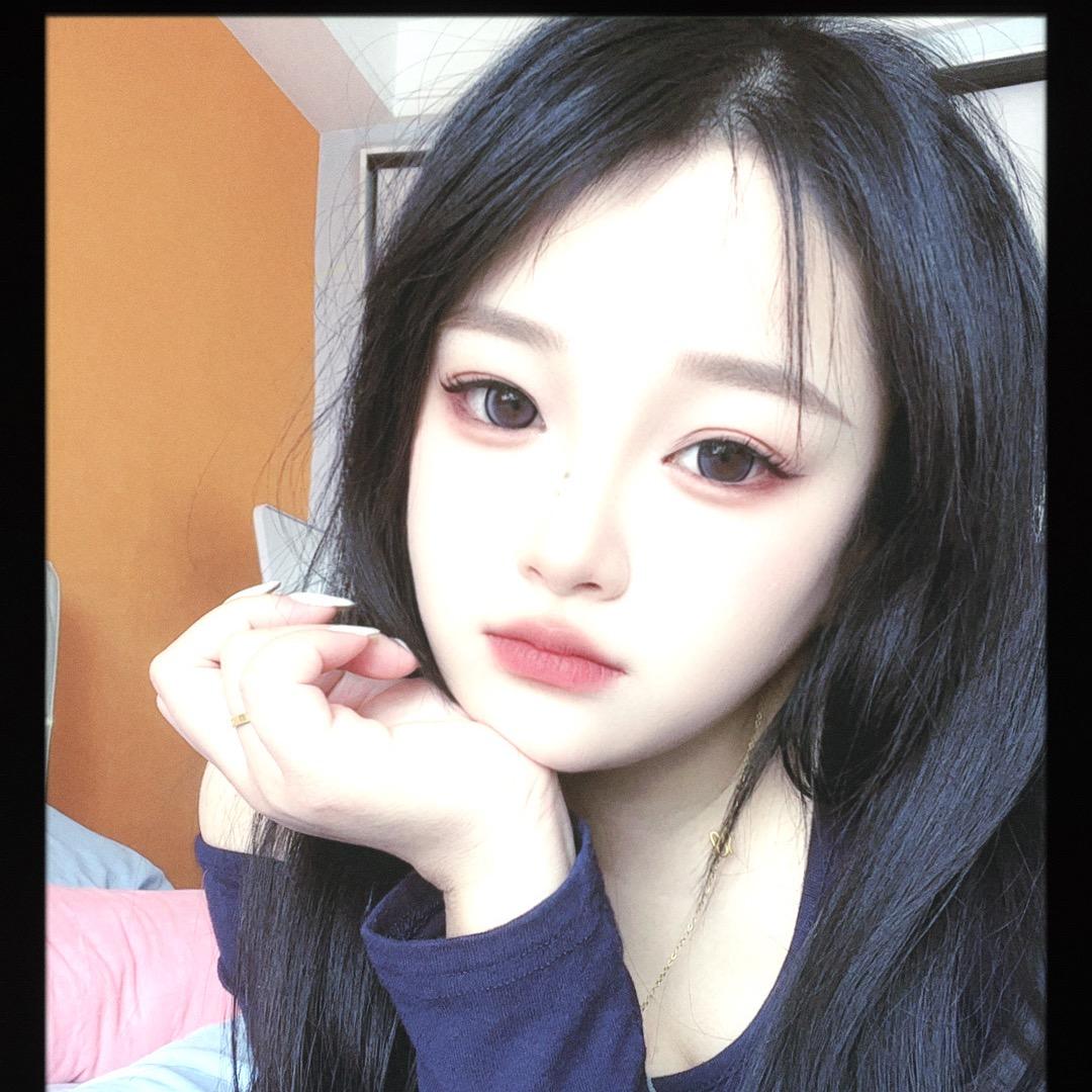 娜娜爱吃辣