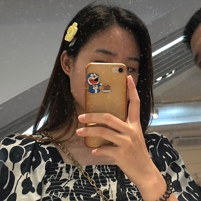 没有感情的菠萝头🍍