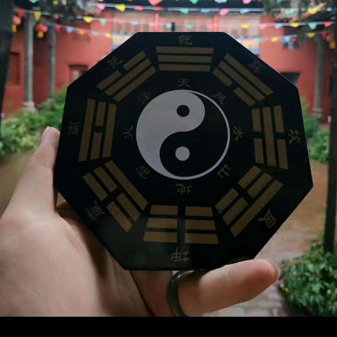 月半湾