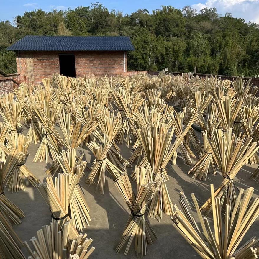 博白水鸣镇竹编材料加工厂