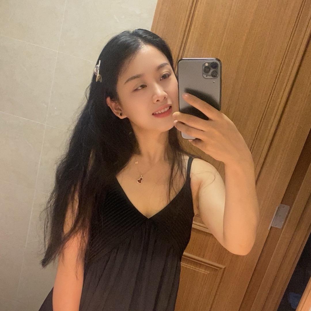 是小小呀