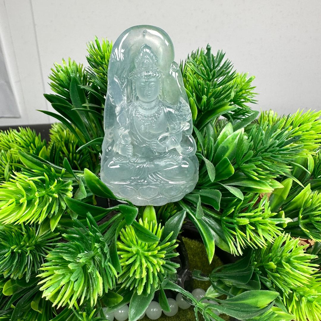 亿品翡翠