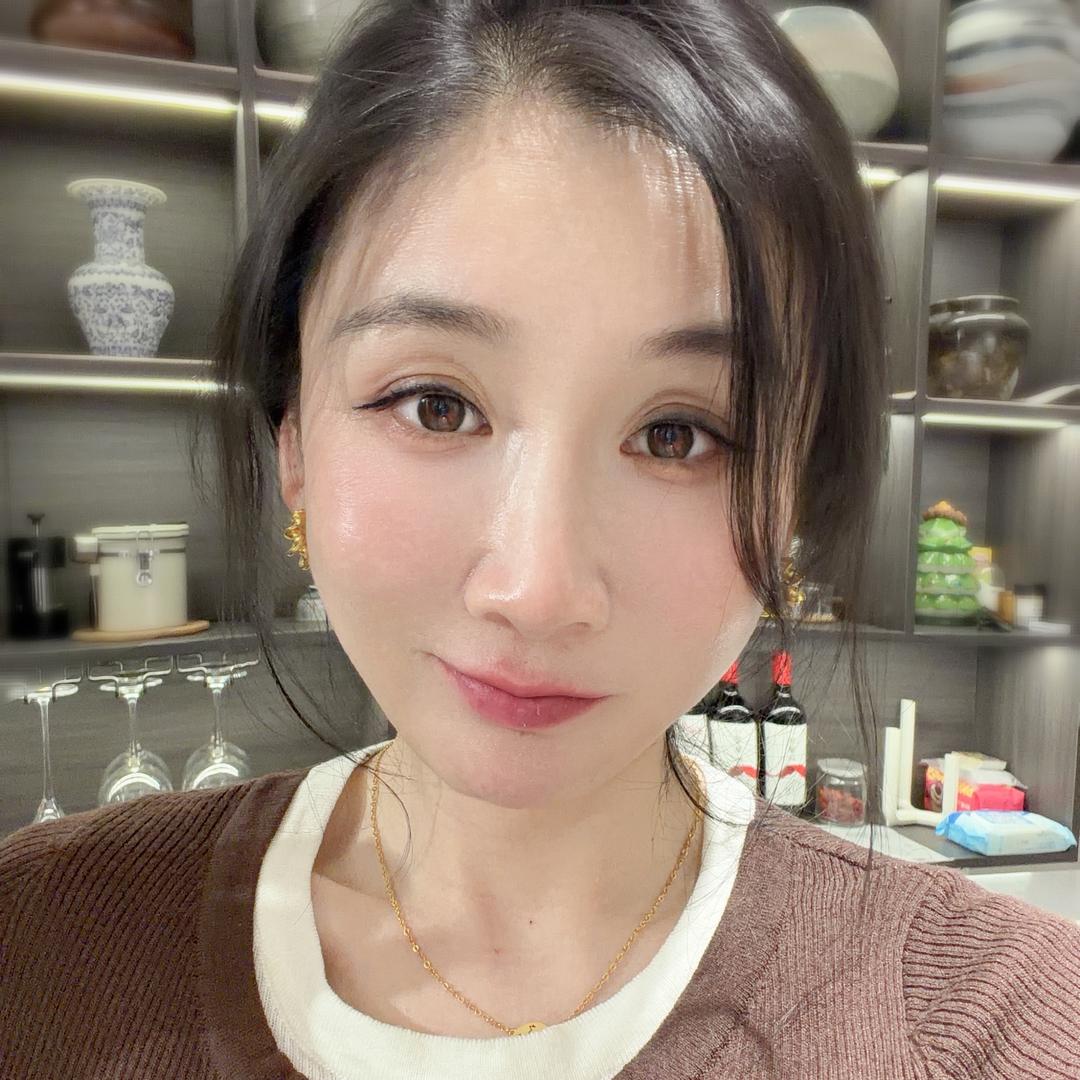 张女士