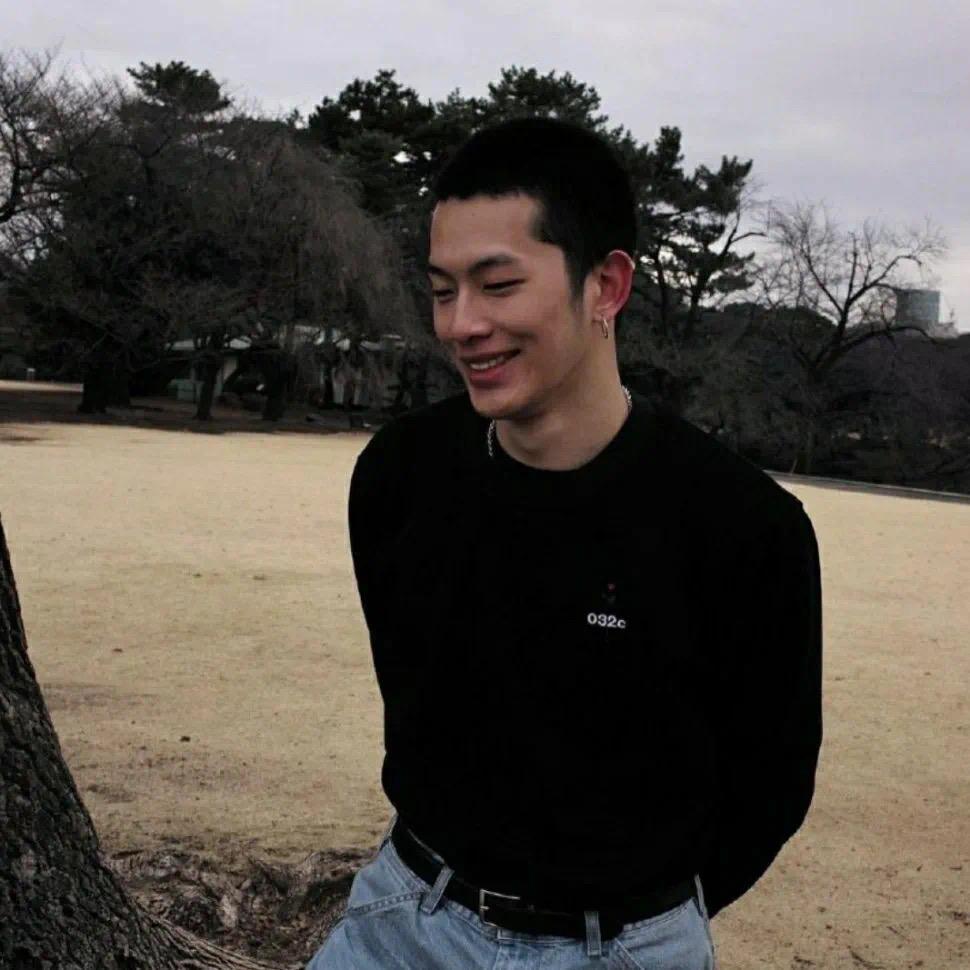 羸