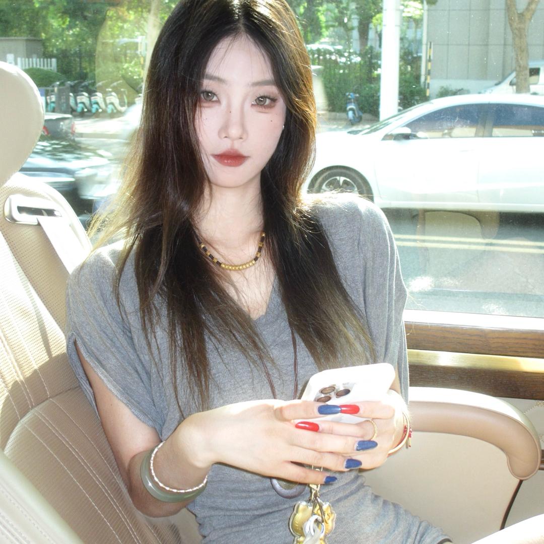是李佰万·